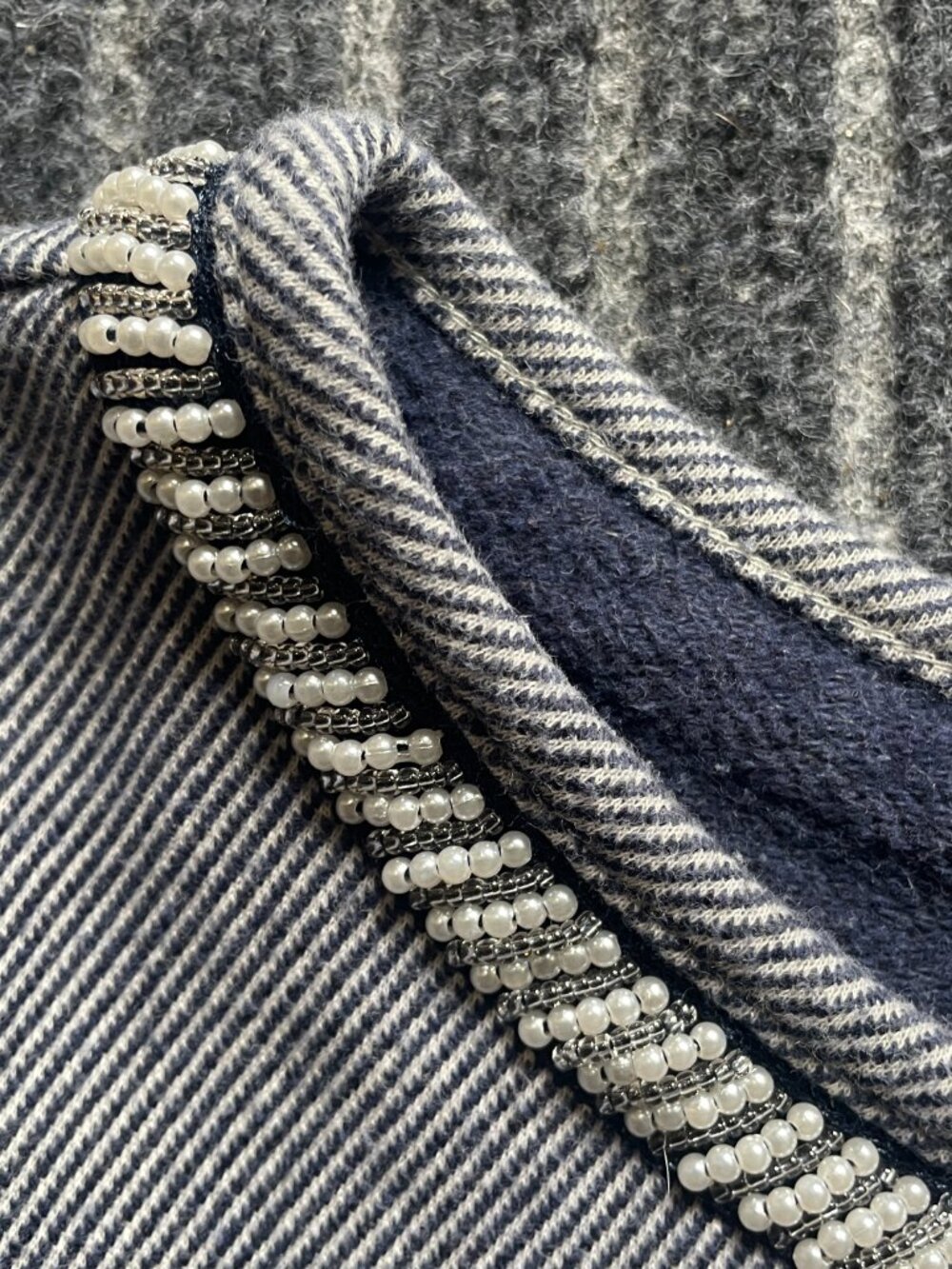 Land's End Cotton Beaded Sweater Size XL 14-16 Navy Chevron Pattern - Picture 5 of 8